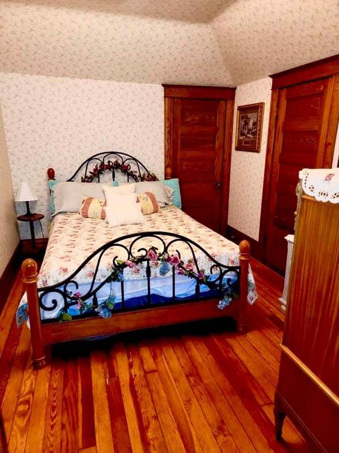 Historic 1912 Hoover House Bed And Breakfast Waynesboro Extérieur photo